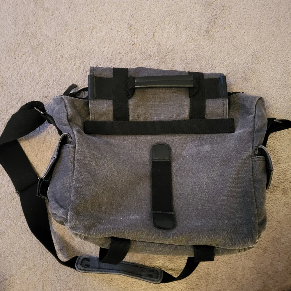 Gray Messenger Camera Bag